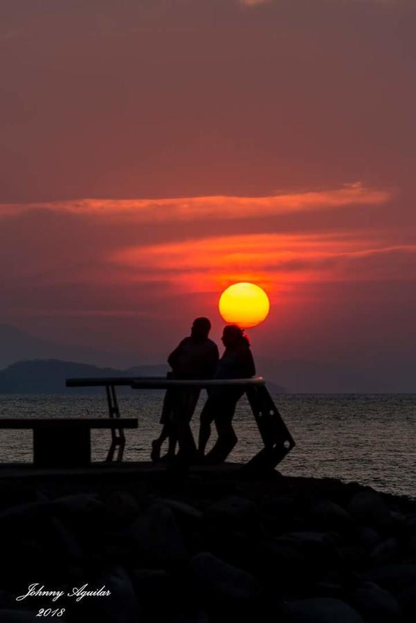 Atardecer Porteno Puntarenas Exterior photo